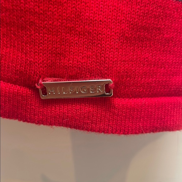 Tommy Hilfiger Vibrant Red and Navy Blue Top - Picture 8 of 8